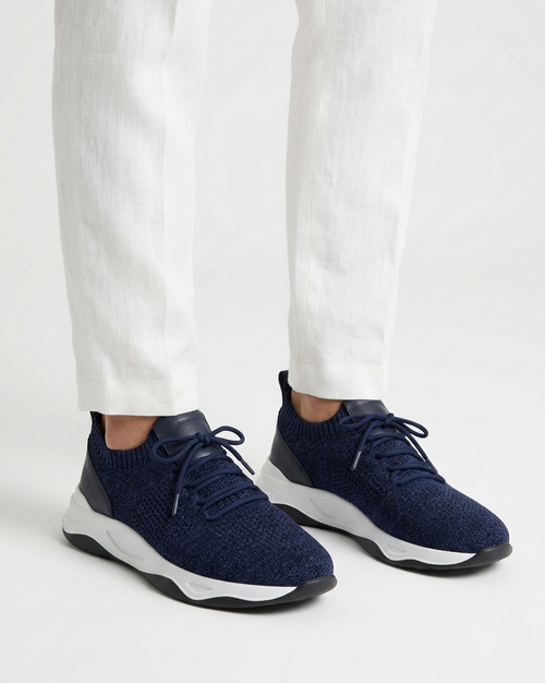 Shadow Sneaker